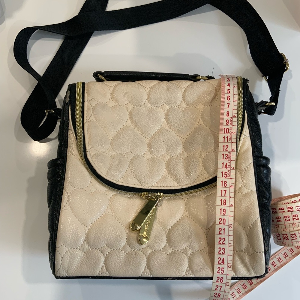 BETSEY JOHNSON Insulated Lunch Bag